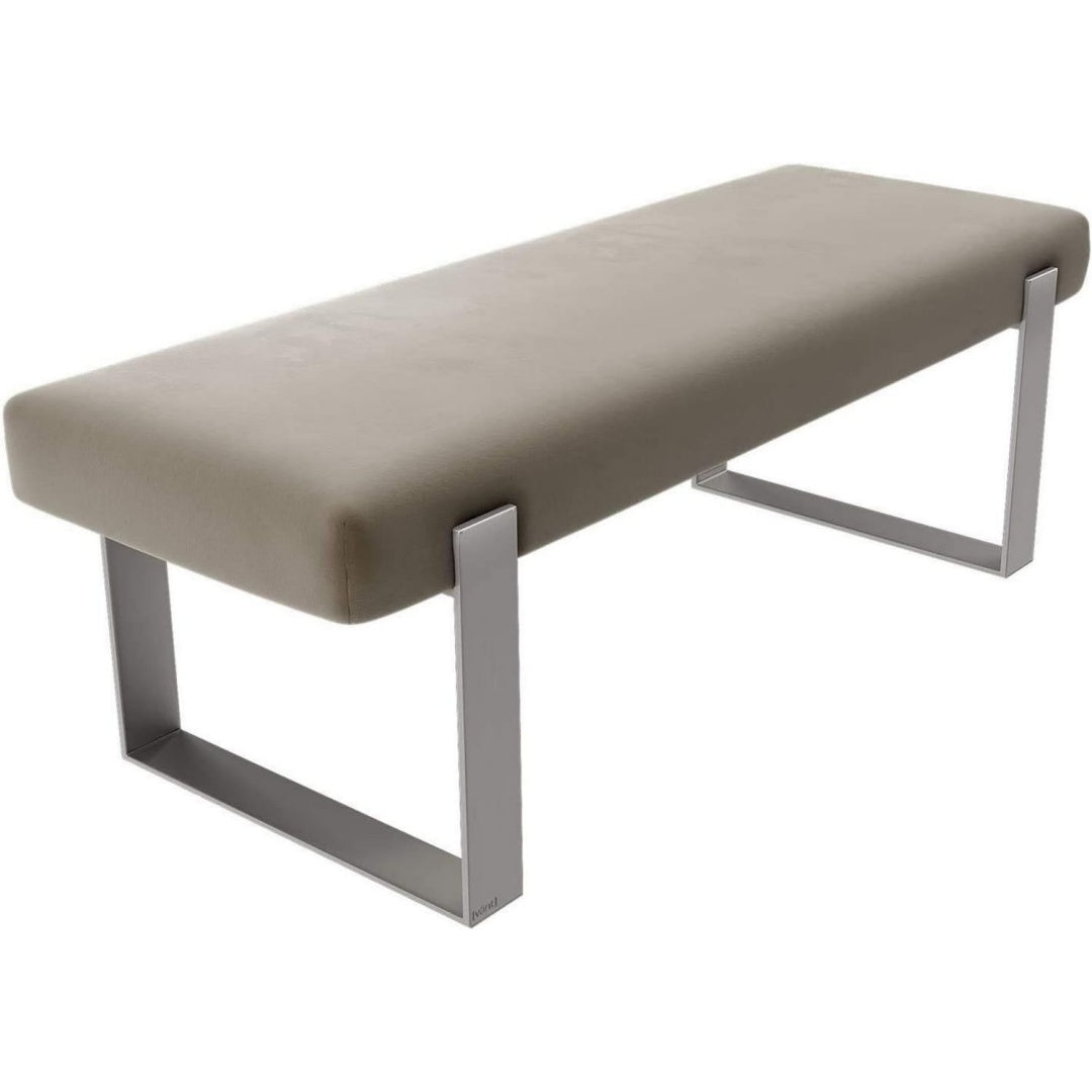 Letto rivestito in velluto non specificato